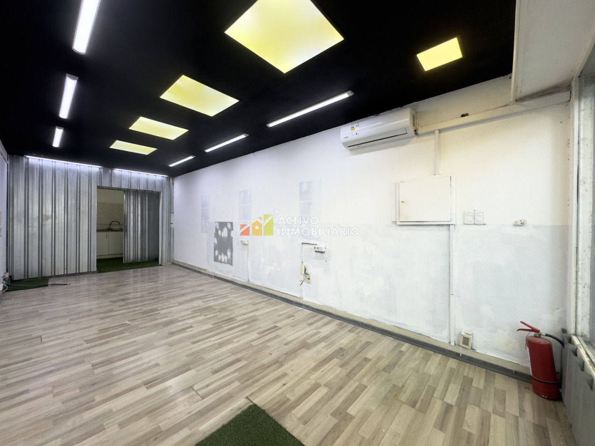 Local Comercial ID.502 - Alquiler local comercial a pie de calle - Pocitos