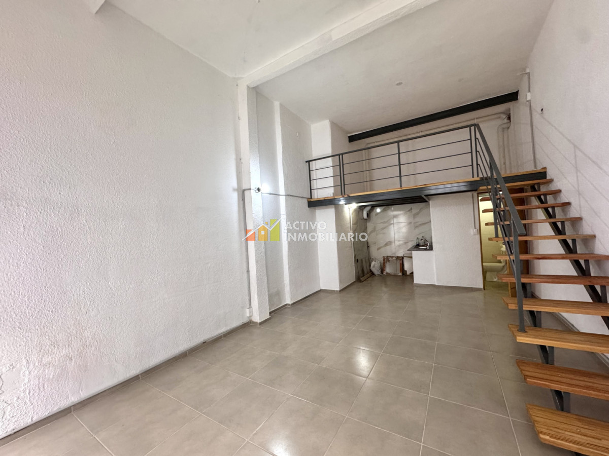 Local Comercial ID.616 - Alquiler local comercial a pie de calle - Ciudad Vieja