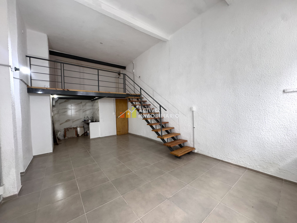 Local Comercial ID.616 - Alquiler local comercial a pie de calle - Ciudad Vieja