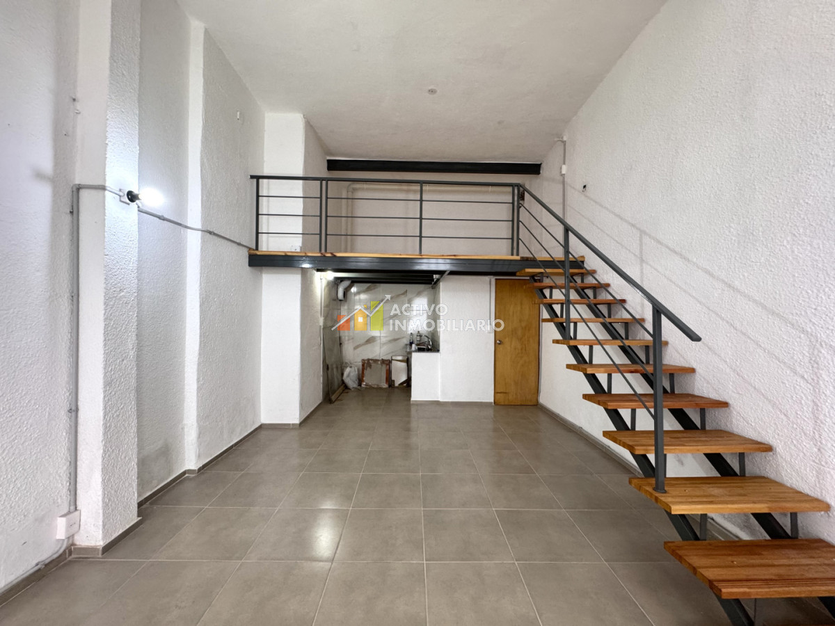 Local Comercial ID.616 - Alquiler local comercial a pie de calle - Ciudad Vieja