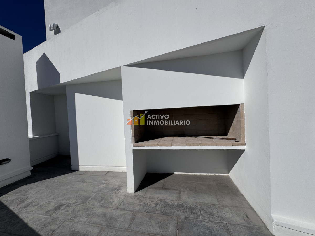 Apartamento ID.562 - Alquiler apartamento 1 dormitorio + balcón + garage - Tres Cruces 