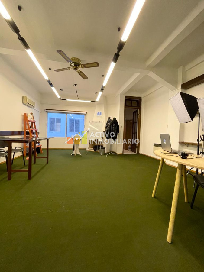 Oficina ID.63 - Bajó de precio! Venta Oficina 3 Consultorios + Sala De Reuniones - Centro