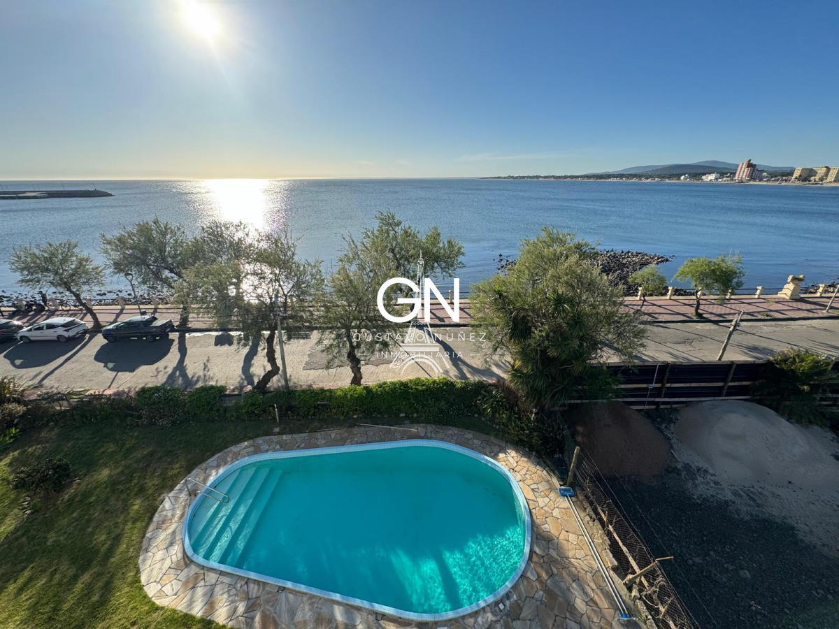 Apartamento ID.4735 - Frente al mar