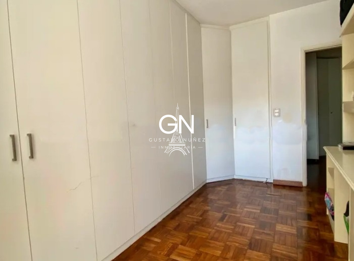 Apartamento ID.3945 - Frente a la rambla de Pocitos.