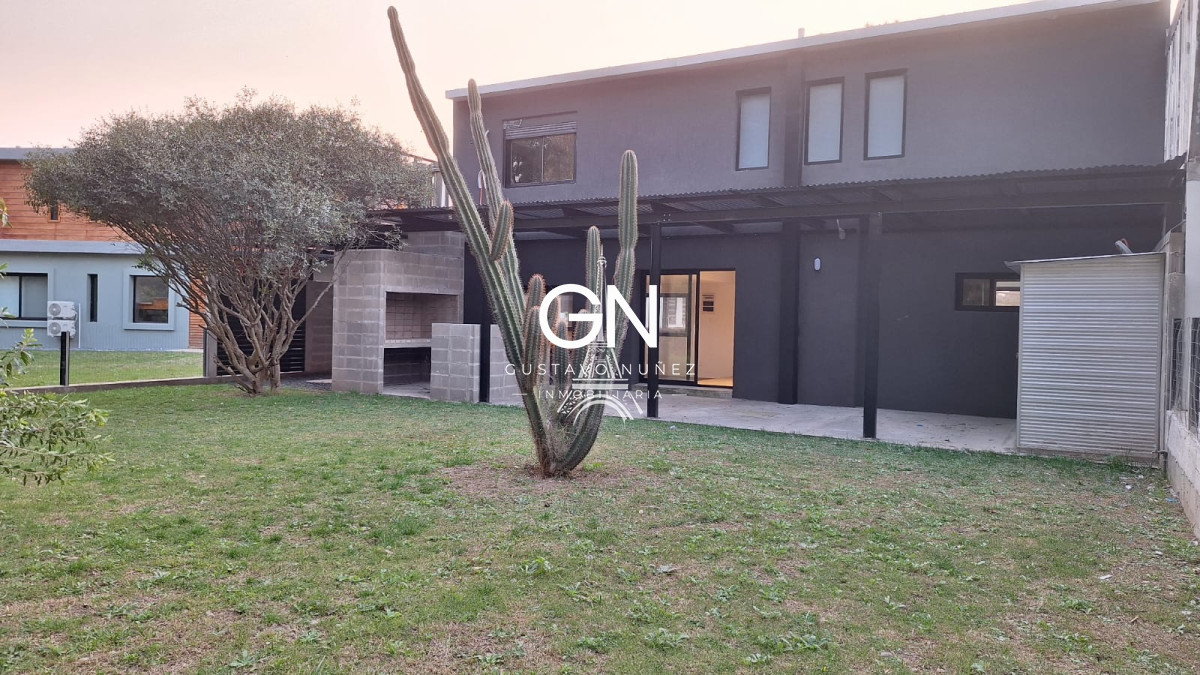 Casa ID.4421 - A estrenar en Punta Colorada