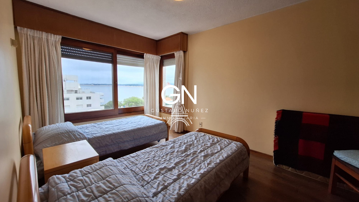 Casa ID.2557 - Chalet de gran porte con hermosas vistas