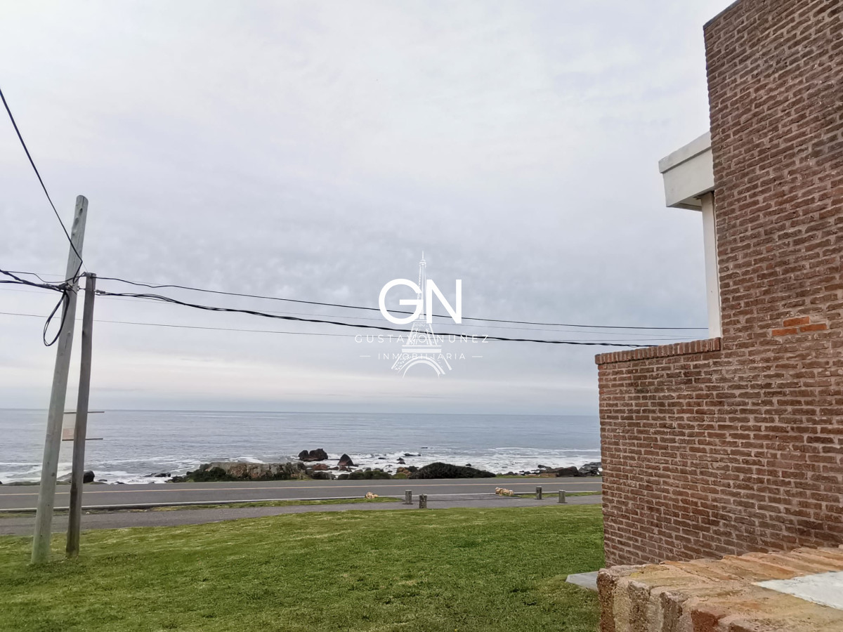 Casa ID.3910 - Propiedad frente al mar