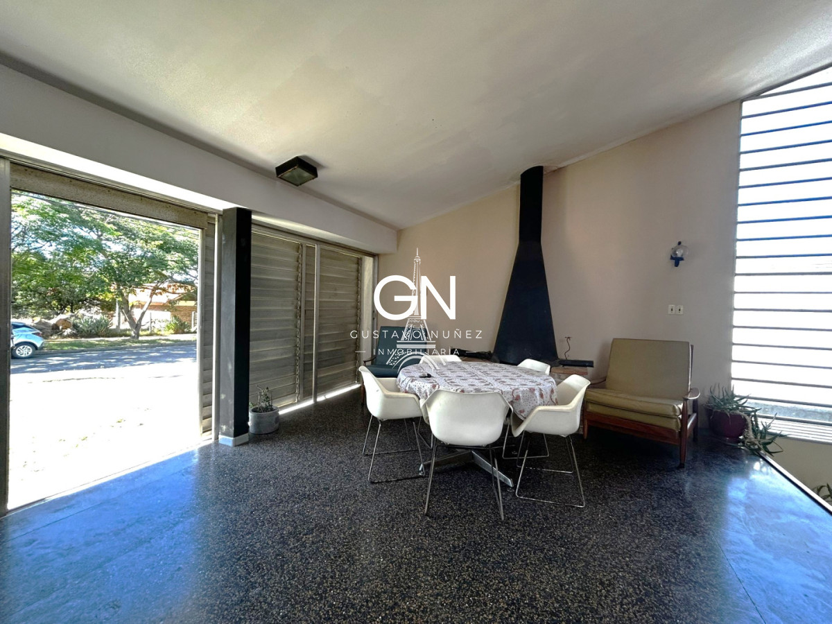 Casa ID.4493 - Casa en lindo barrio