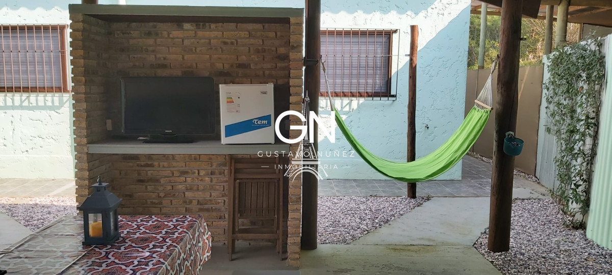 Casa ID.4335 - Dos propiedades en barrio Portales