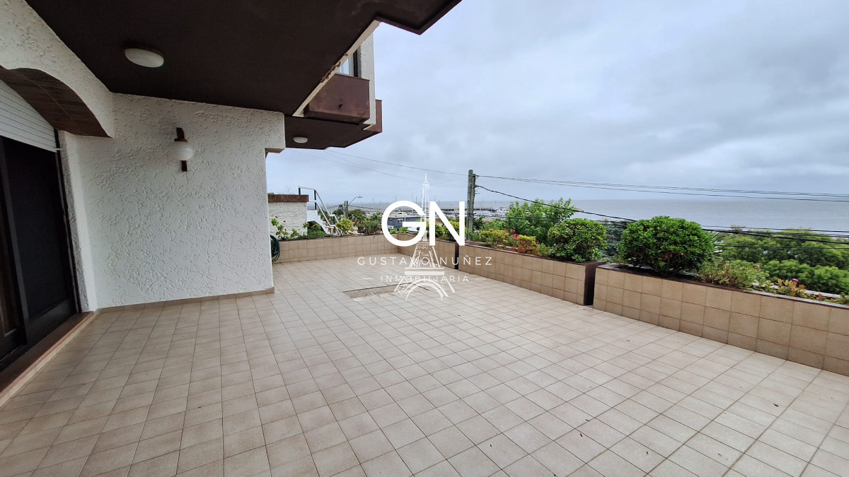 Casa ID.2557 - Chalet de gran porte con hermosas vistas