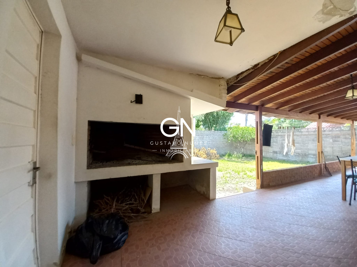 Casa ID.4203 - Chalet en muy buena ubicación