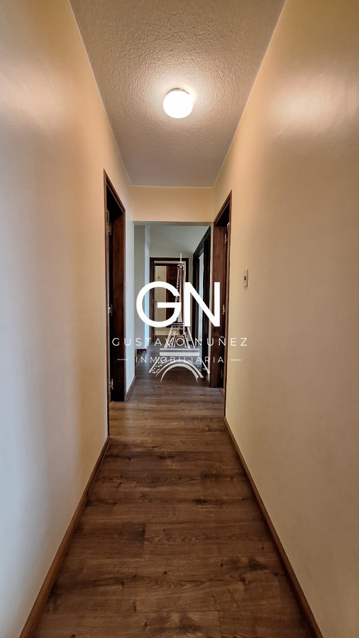 Casa ID.2557 - Chalet de gran porte con hermosas vistas