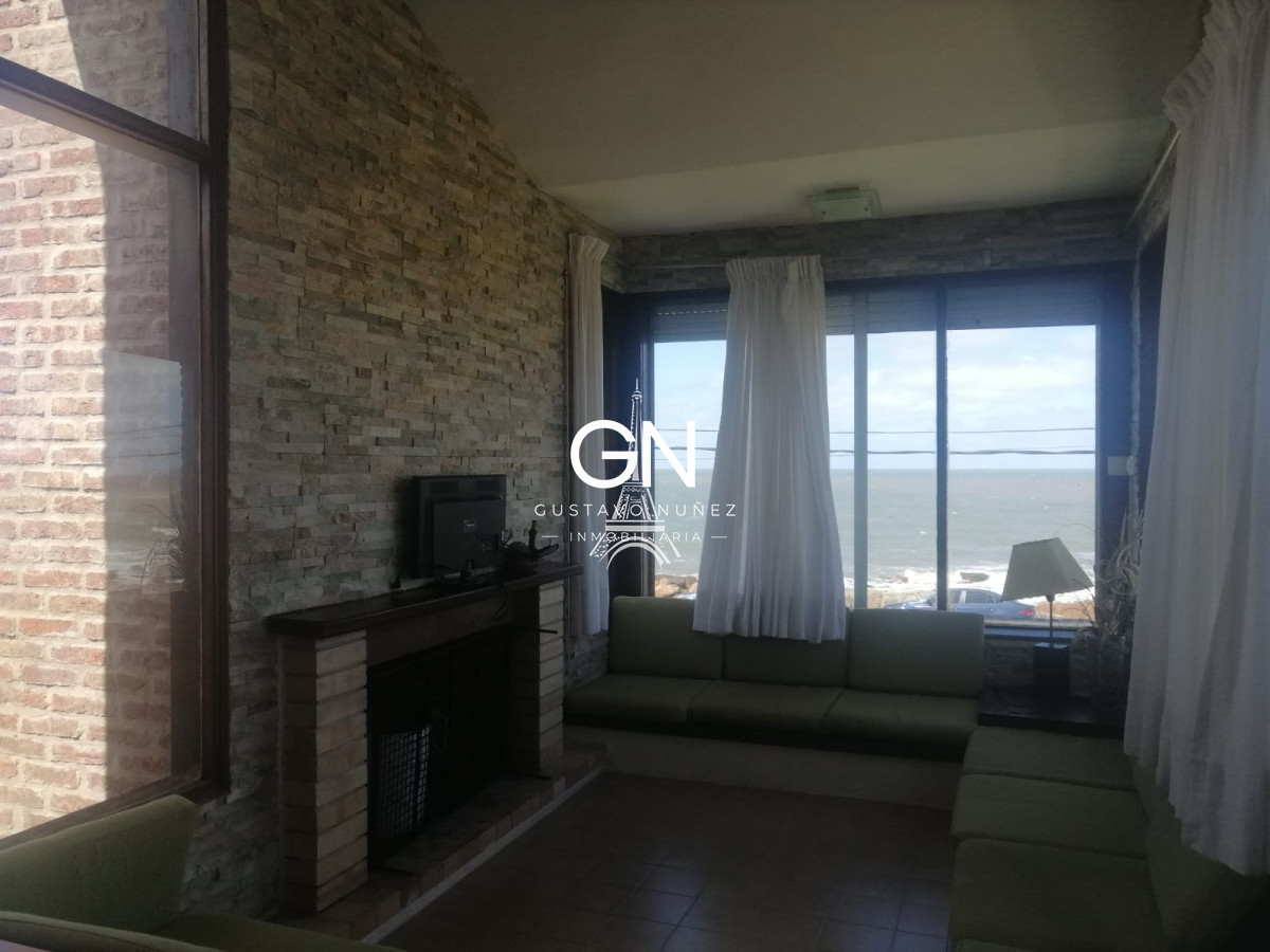 Casa ID.3910 - Propiedad frente al mar