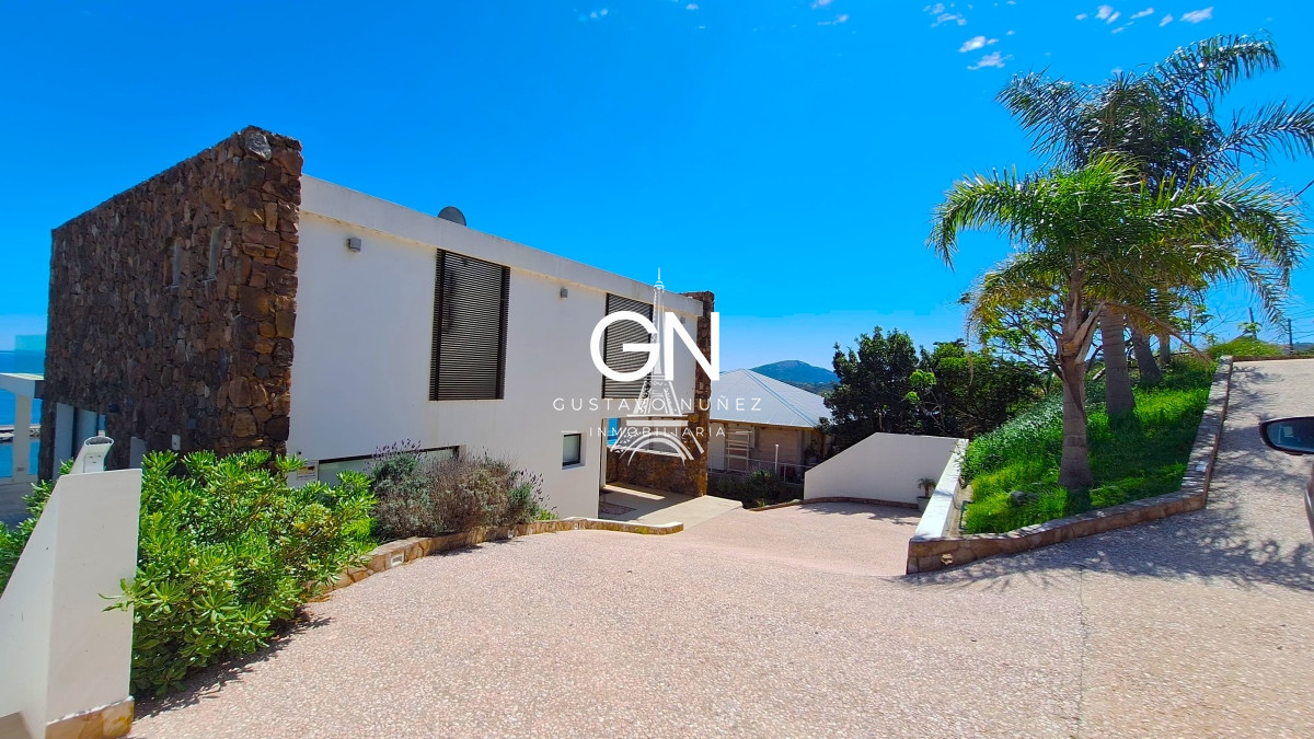 Casa ID.3871 - Sobre el Cerro San Antonio