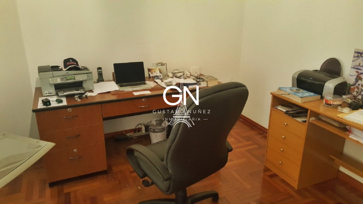 Casa ID.2740 - Propiedad de gran porte con vistas.