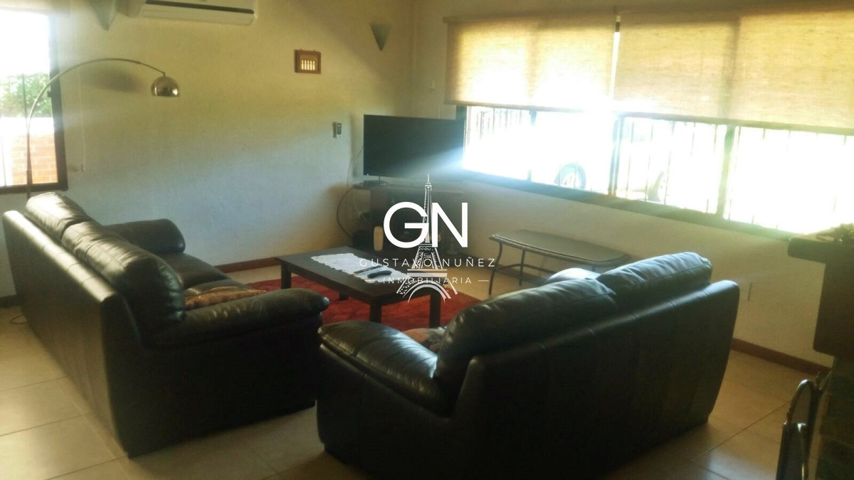 Casa ID.2756 - Excelente propiedad de gran porte