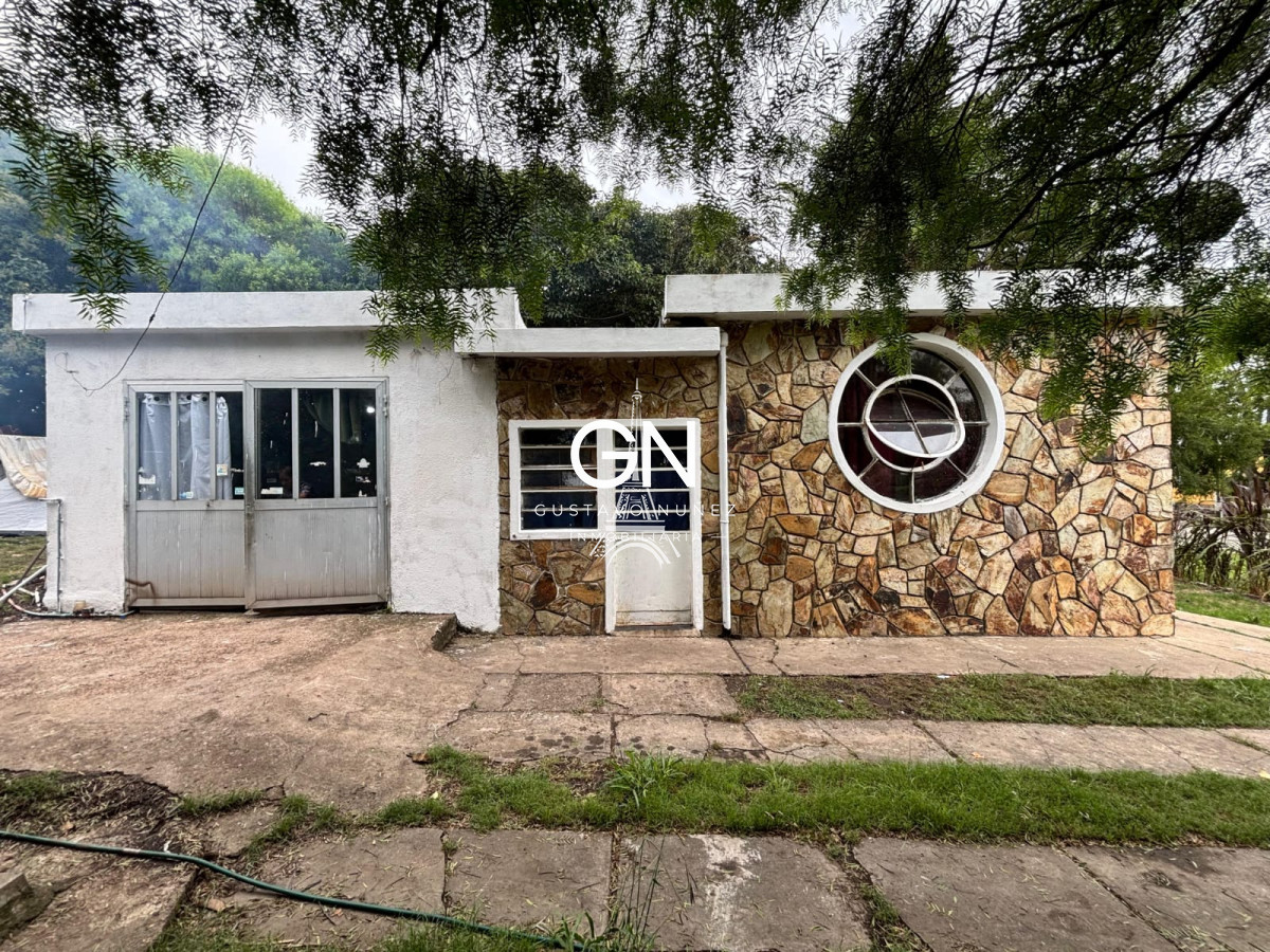 Casa ID.4698 - Casa sobre avenida