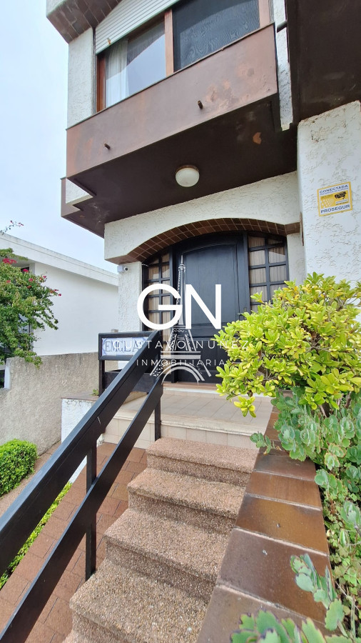 Casa ID.2557 - Chalet de gran porte con hermosas vistas