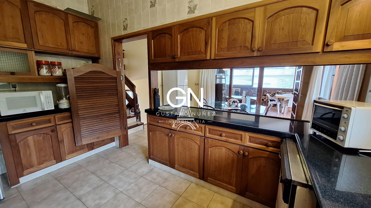 Casa ID.2557 - Chalet de gran porte con hermosas vistas