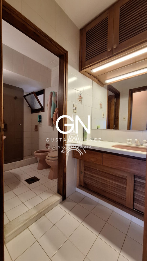 Casa ID.2557 - Chalet de gran porte con hermosas vistas