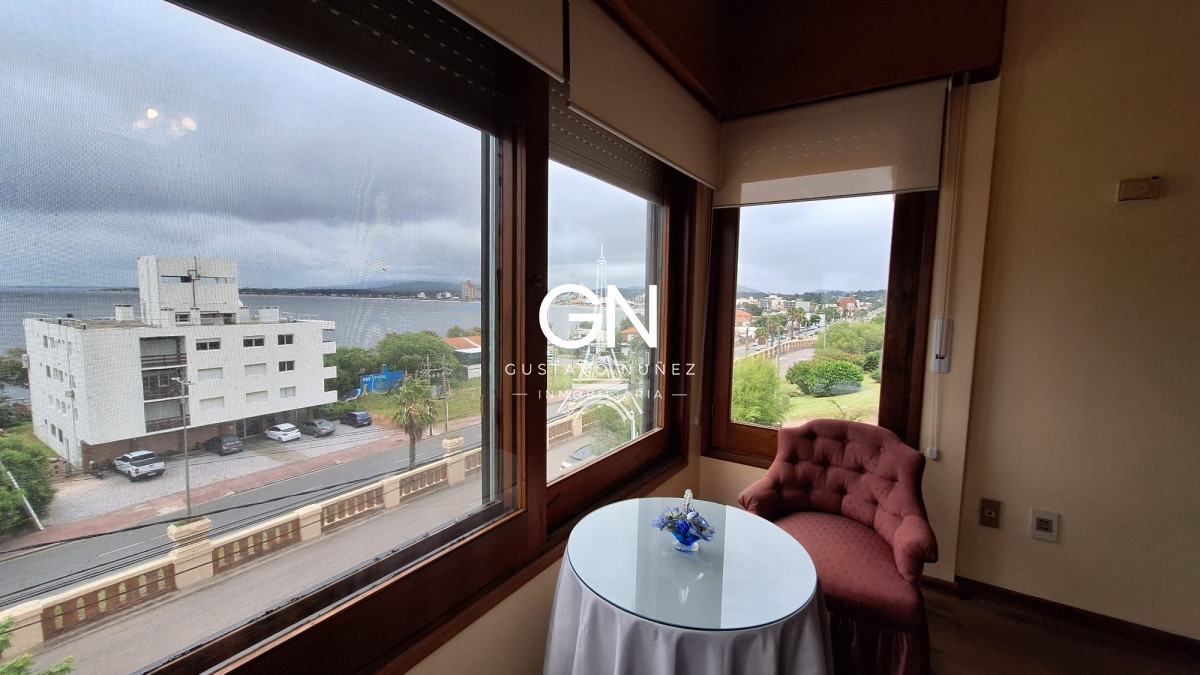 Casa ID.2557 - Chalet de gran porte con hermosas vistas