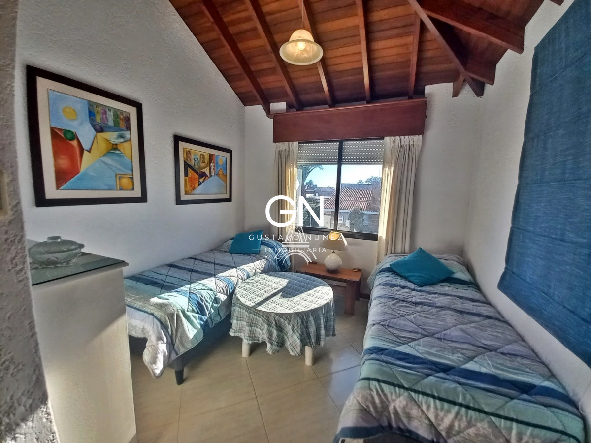Casa ID.2439 - Chalet a tan solo 50 mts del mar