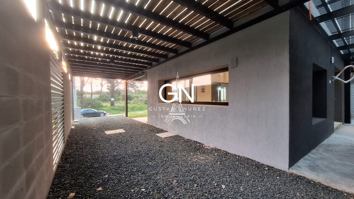 Casa ID.4421 - A estrenar en Punta Colorada