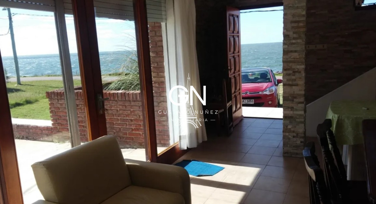 Casa ID.3910 - Propiedad frente al mar