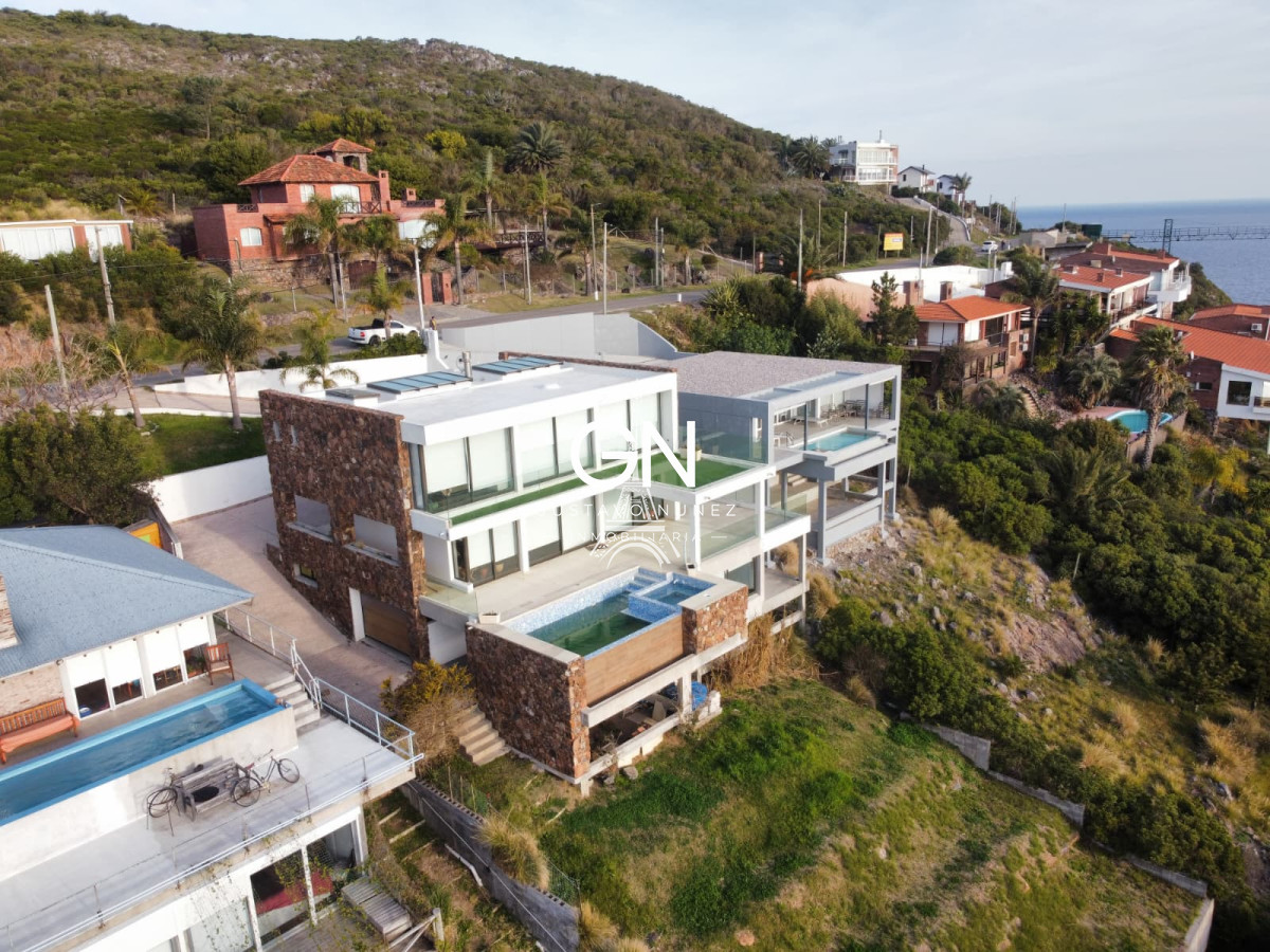 Casa ID.3871 - Sobre el Cerro San Antonio