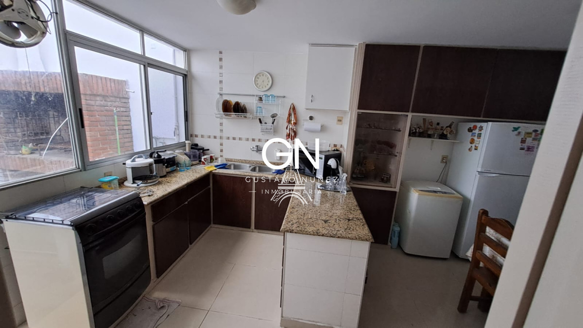 Casa ID.4785 - Casa en Montevideo, Cordón