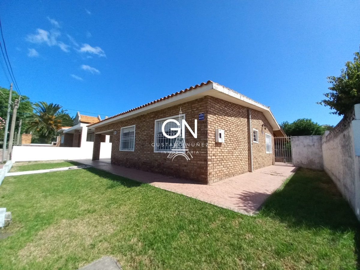 Casa ID.4203 - Chalet en muy buena ubicación