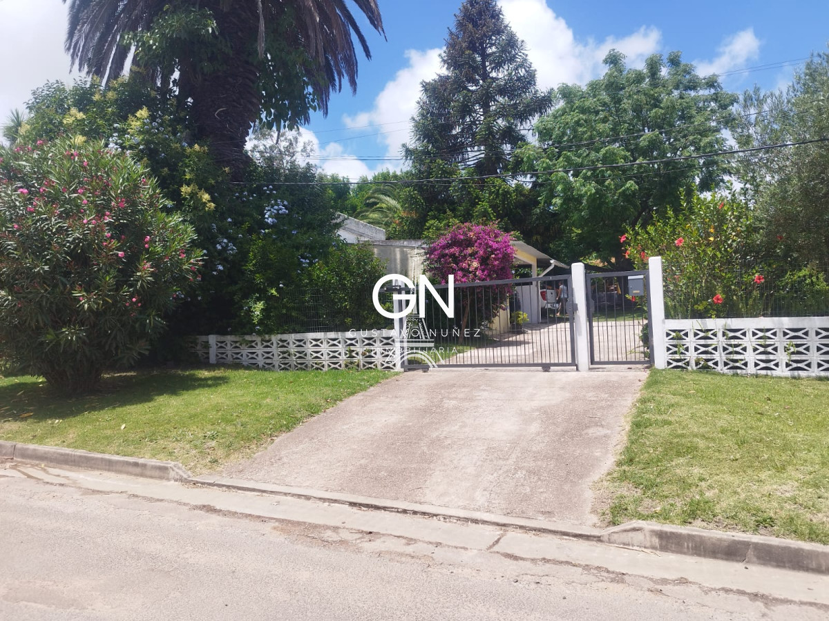 Casa ID.4651 - Dos casa en un mismo padrón