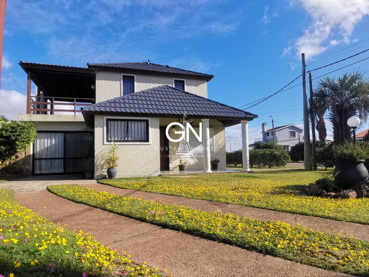 Casa ID.2439 - Chalet a tan solo 50 mts del mar