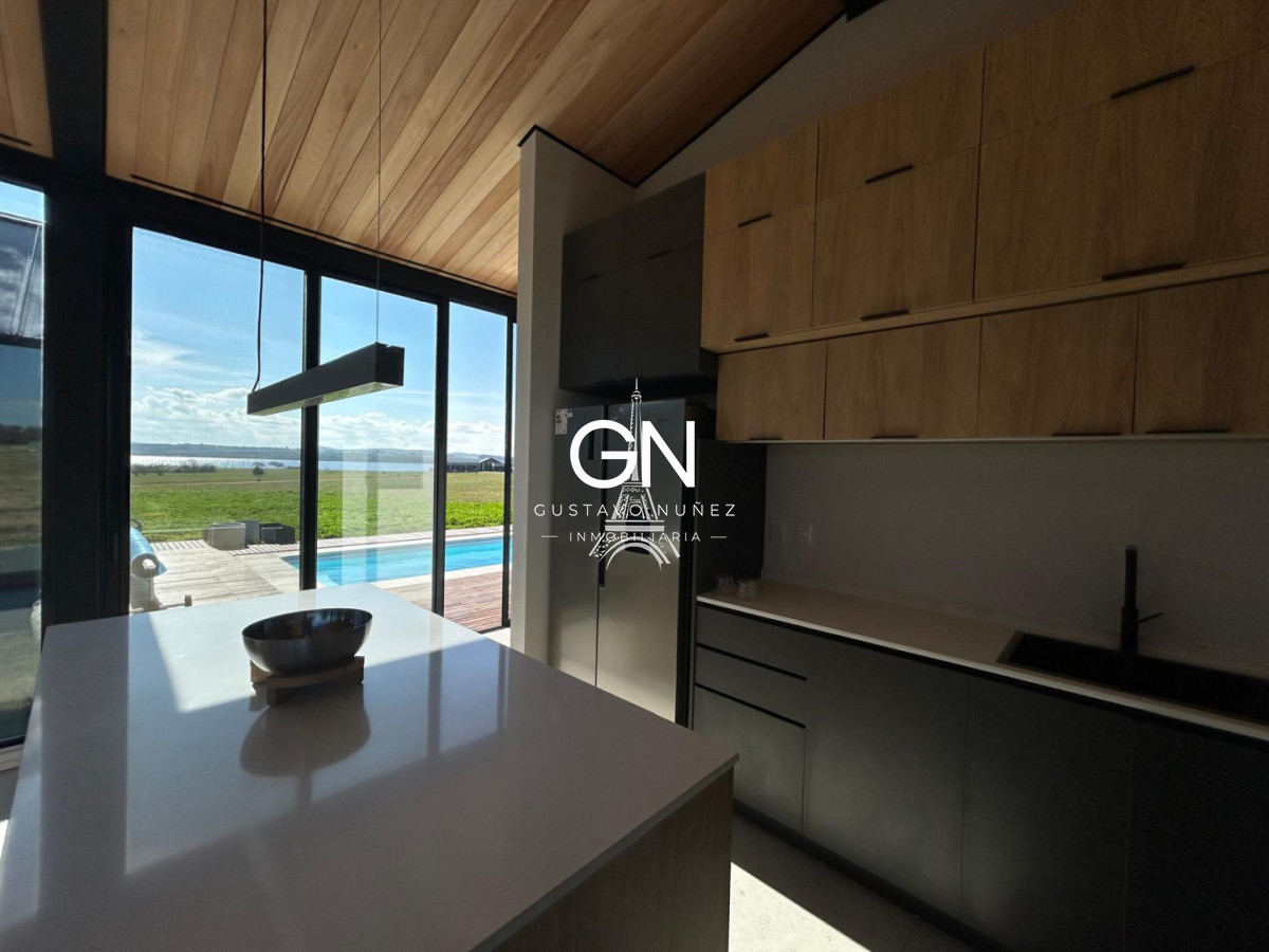 Casa ID.4970 - Casa en Punta Ballena, Laguna de los Cisnes