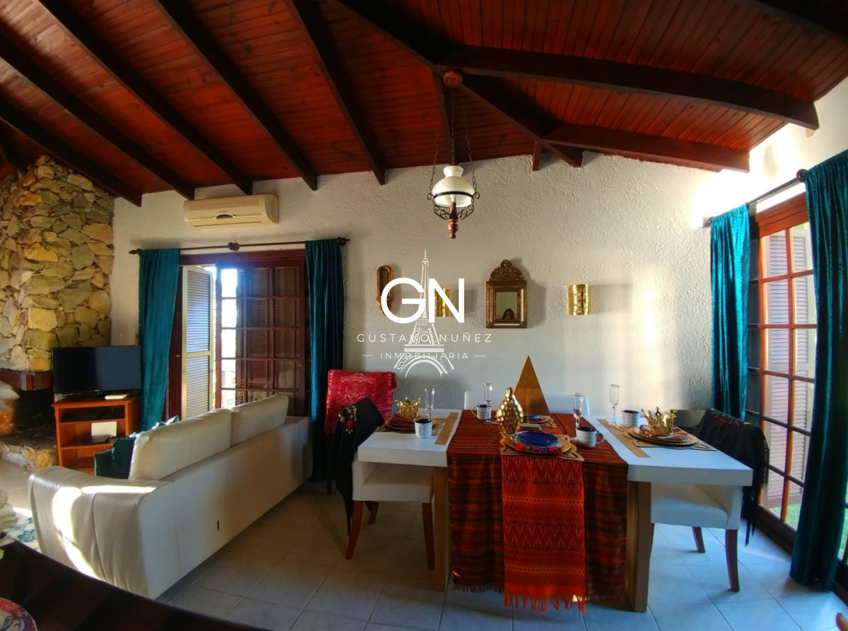Casa ID.4210 - Casa sobre el cerro San Antonio