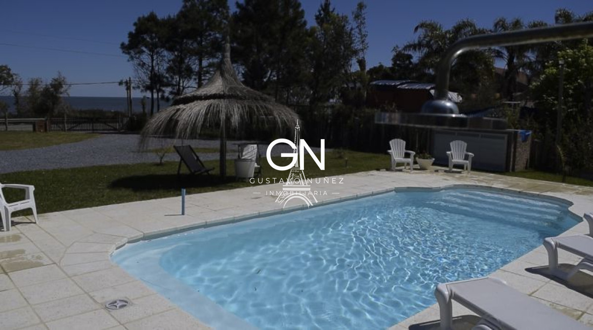 Casa ID.3309 - Lugar único frente al mar