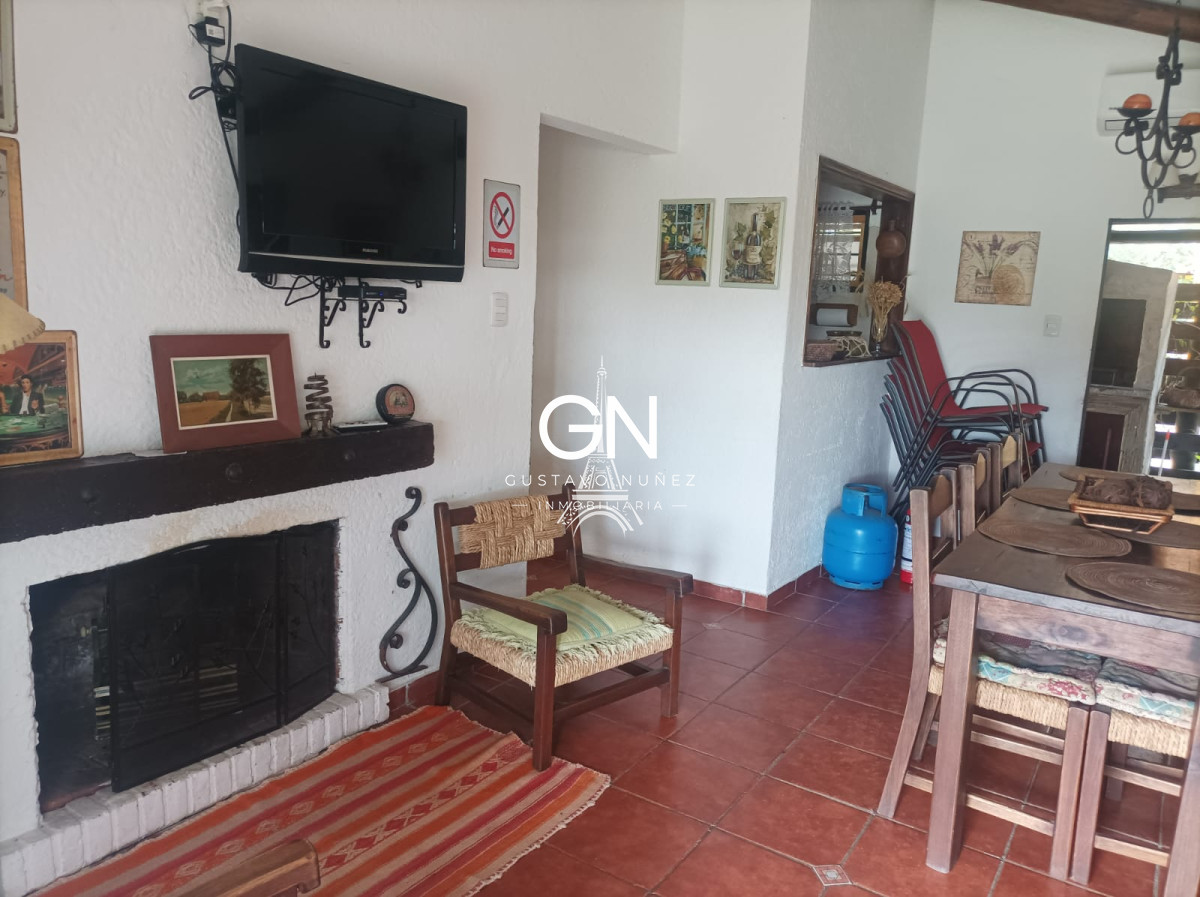Casa ID.4244 - Dos propiedades en un mismo padrón