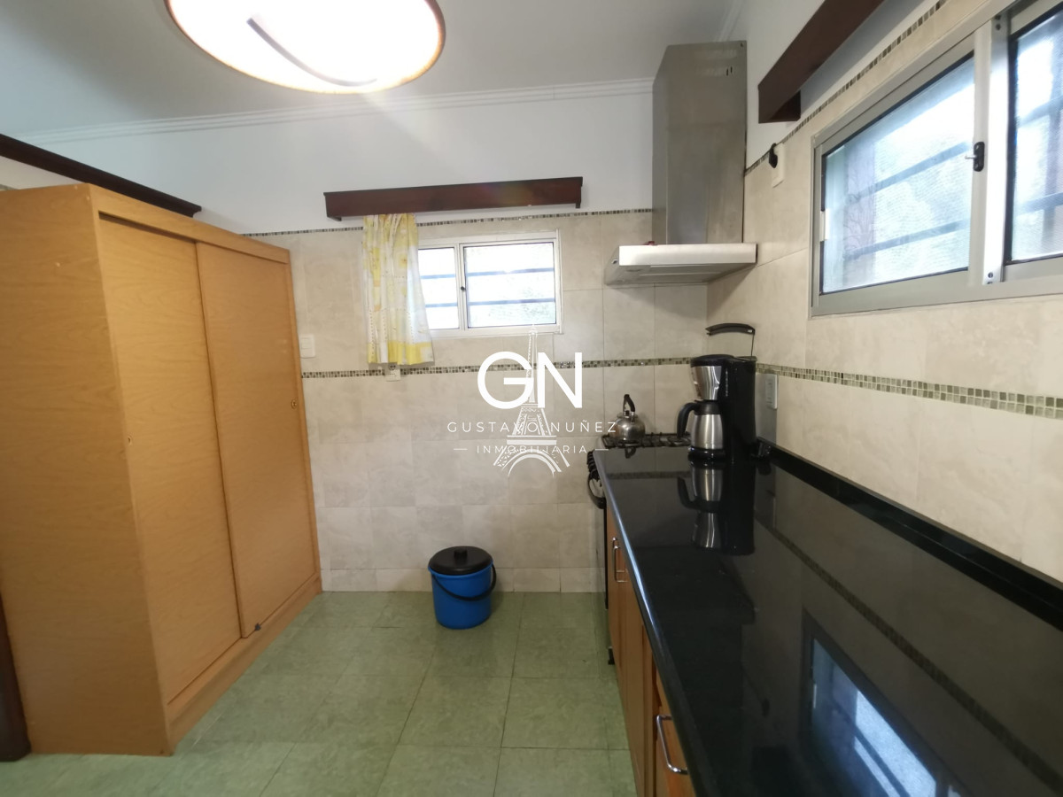 Casa ID.4335 - Dos propiedades en barrio Portales