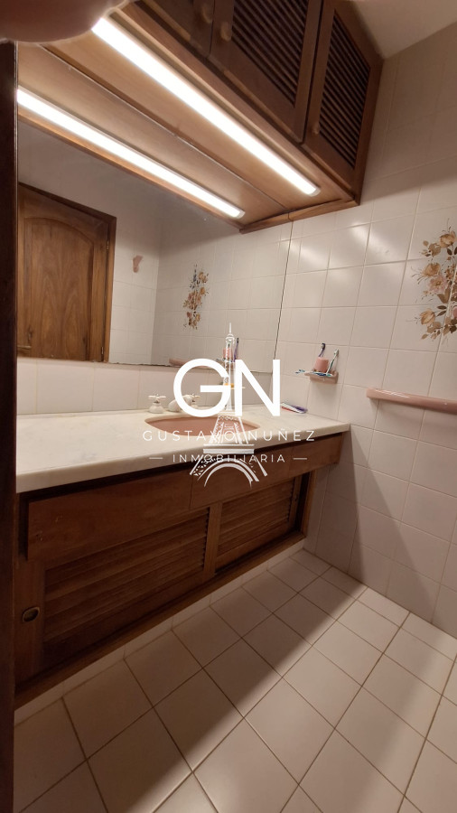 Casa ID.2557 - Chalet de gran porte con hermosas vistas