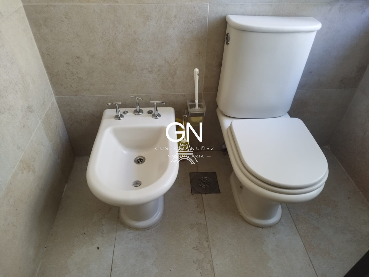 Casa ID.4438 - Casa en primera linea
