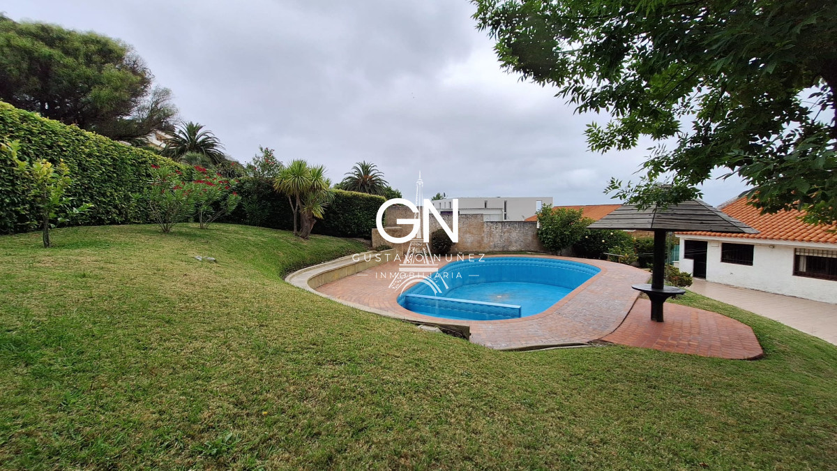 Casa ID.2557 - Chalet de gran porte con hermosas vistas