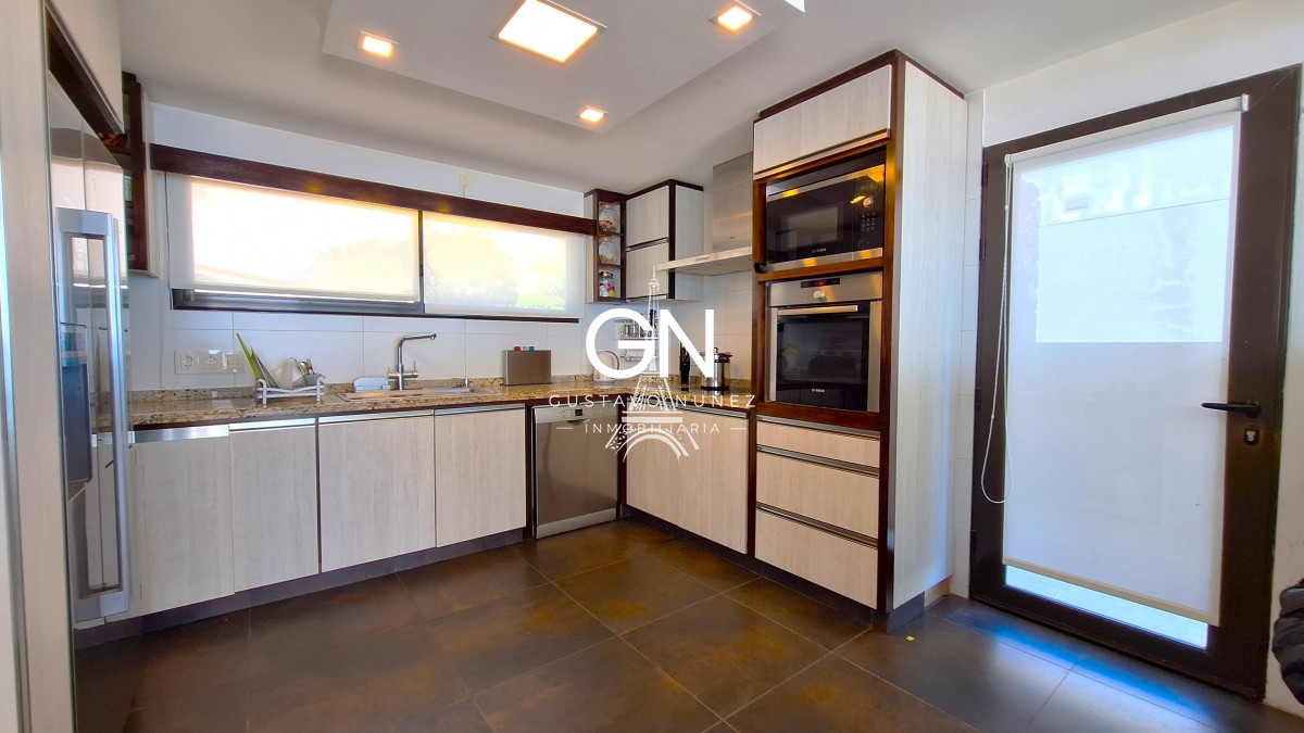 Casa ID.3871 - Sobre el Cerro San Antonio