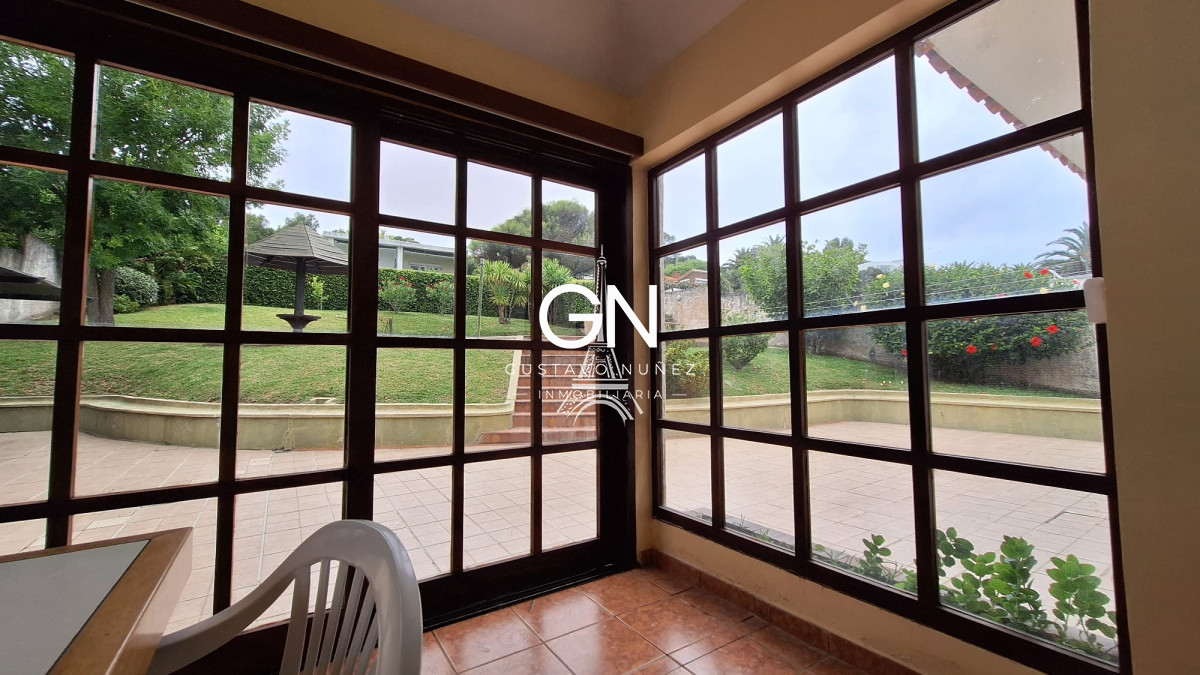 Casa ID.2557 - Chalet de gran porte con hermosas vistas