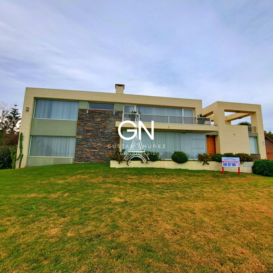 Casa ID.4323 - Hermosa casa frente al mar