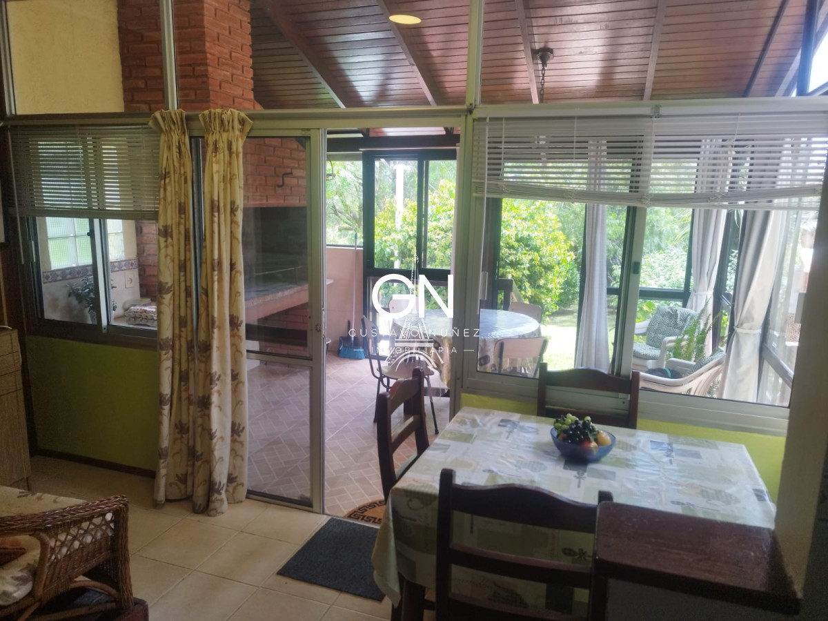 Casa ID.4651 - Dos casa en un mismo padrón