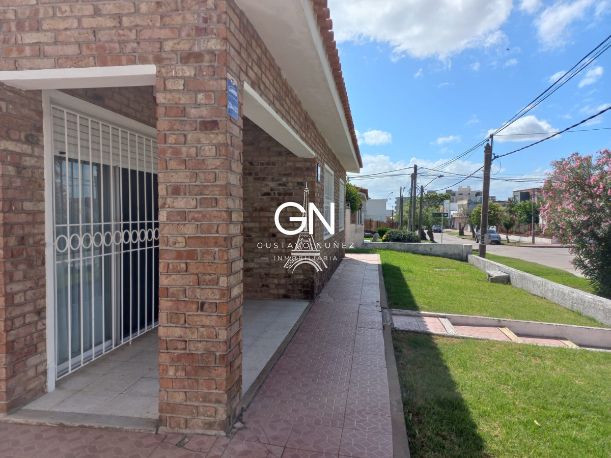 Casa ID.4203 - Chalet en muy buena ubicación