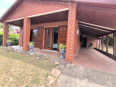 casa en playa hermosa