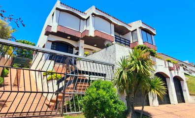 Chalet de gran porte con hermosas vistas