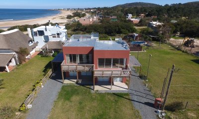 Duplex a pasos del mar
