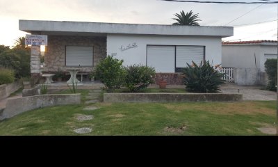 Casa en PiriÃ¡polis, 3 dormitorios *